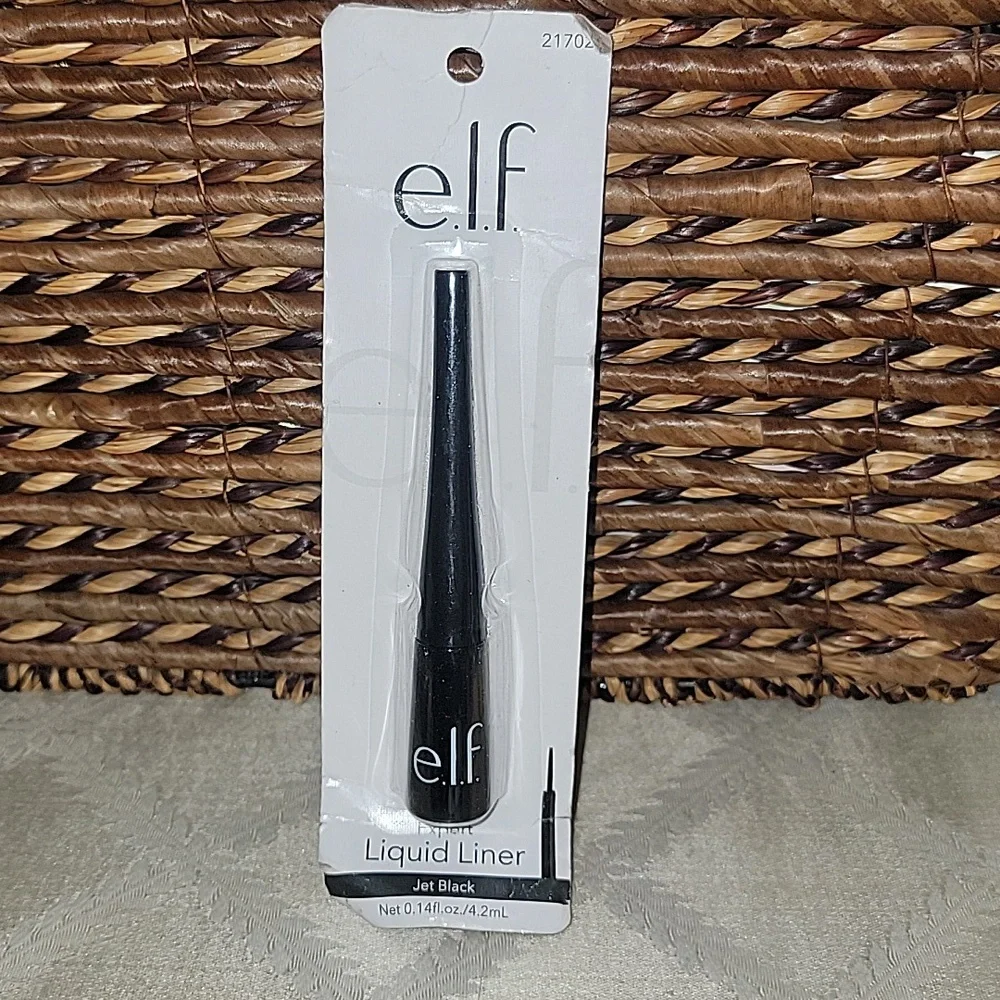 e.l.f. Expert Liquid Liner
